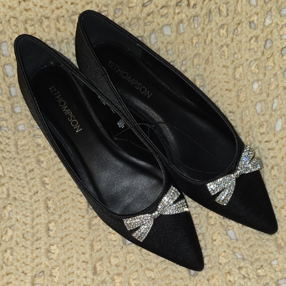 12 Thompson Black Flats with Silver Bow On Pointed Toe Size 7.5